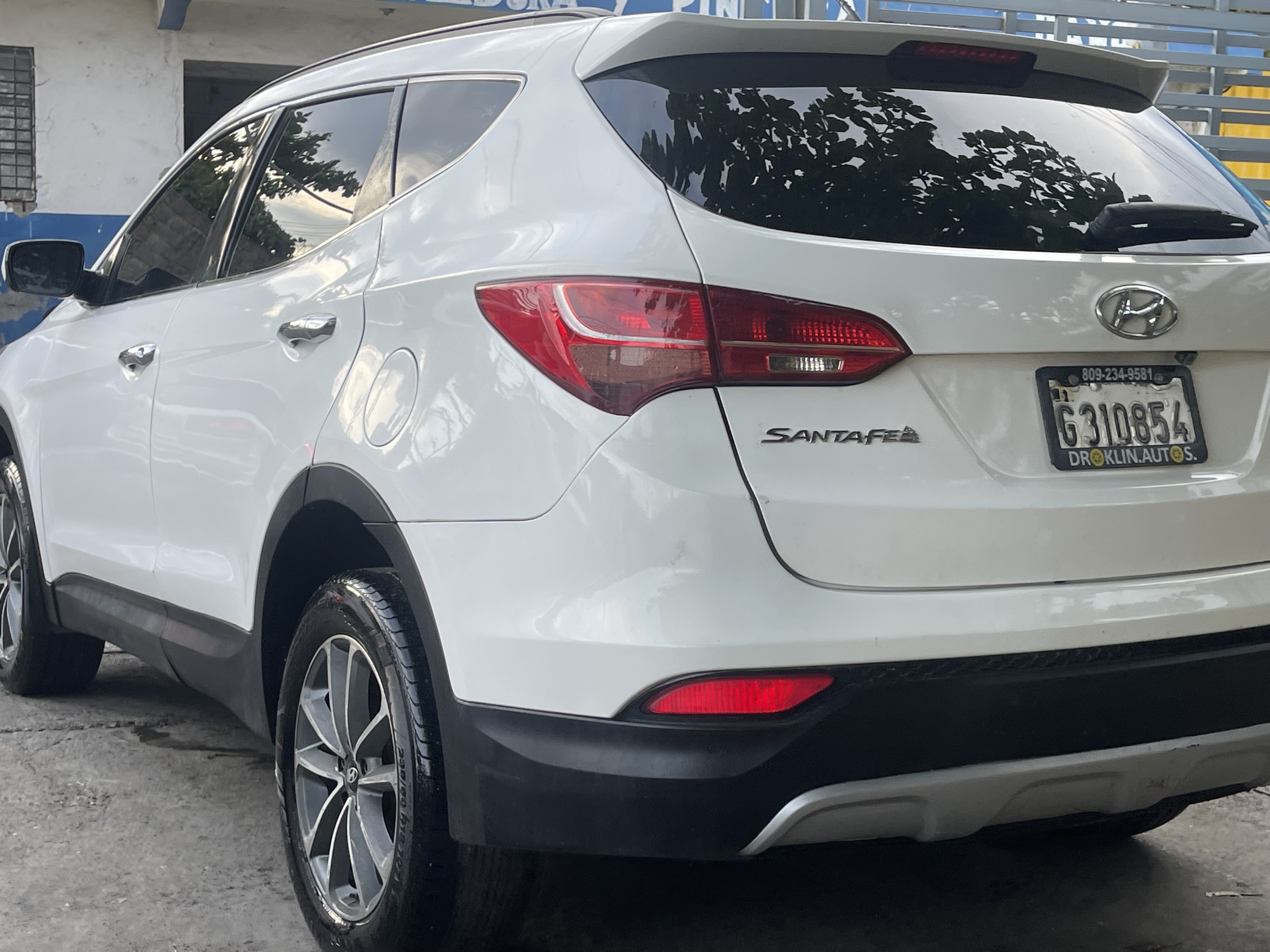 jeepetas y camionetas - Hyundai Santa Fe 2014motor doch 3 filas  2