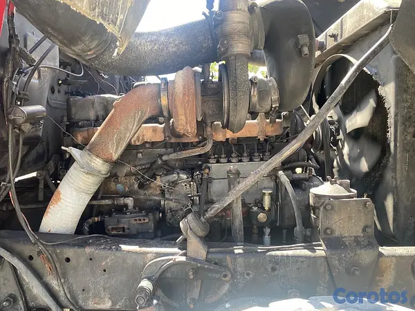 camiones y vehiculos pesados - Camión Mack R600 6