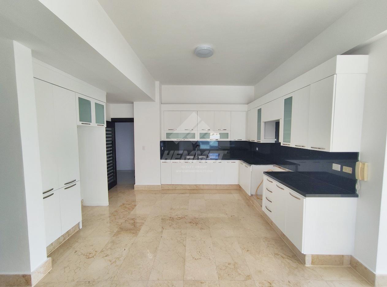 apartamentos - APARTAMENTO CON ASCENSOR Y GIMNASIO CERROS GURABO SANTIAGO 0