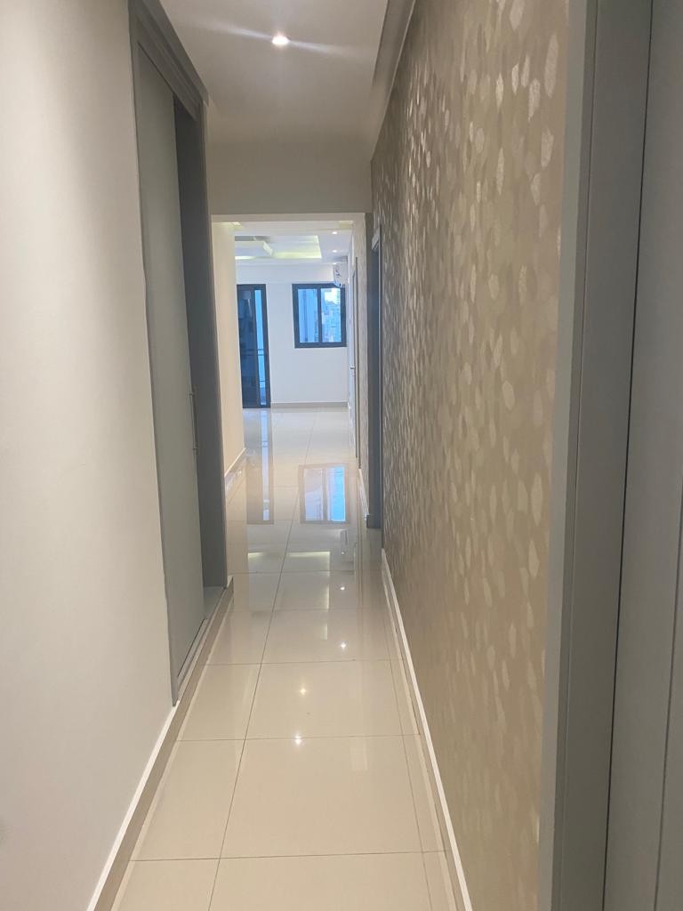 apartamentos - Se vende apartamento en Naco 3