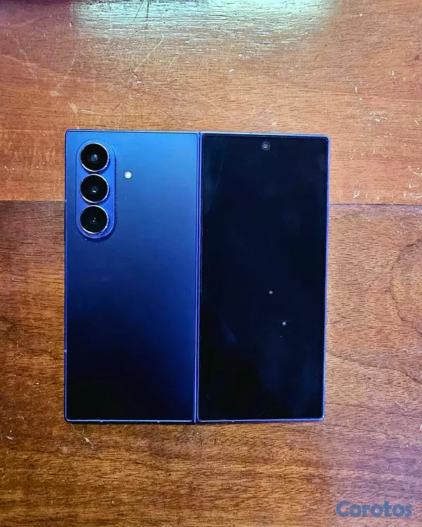 celulares y tabletas - Samsung Galaxy Z Fold 7  1 TB DESBLOQUEADO. Equipo 2