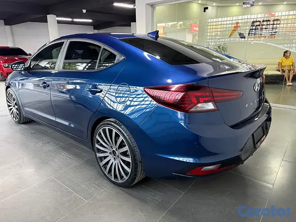 carros - Hyundai Elantra SEL 2020 10