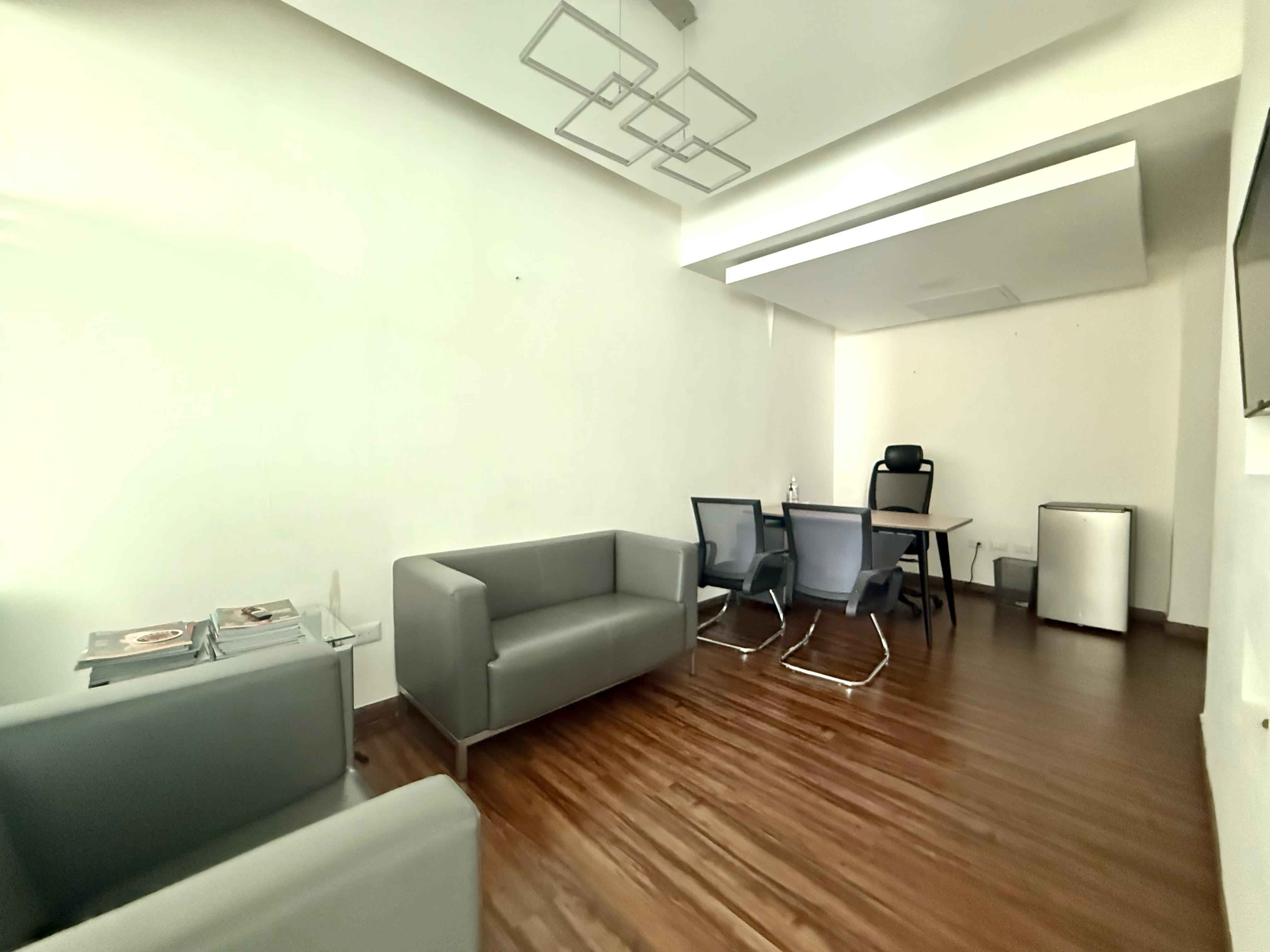 oficinas y locales comerciales - Oficina amoblada en Bella vista  1