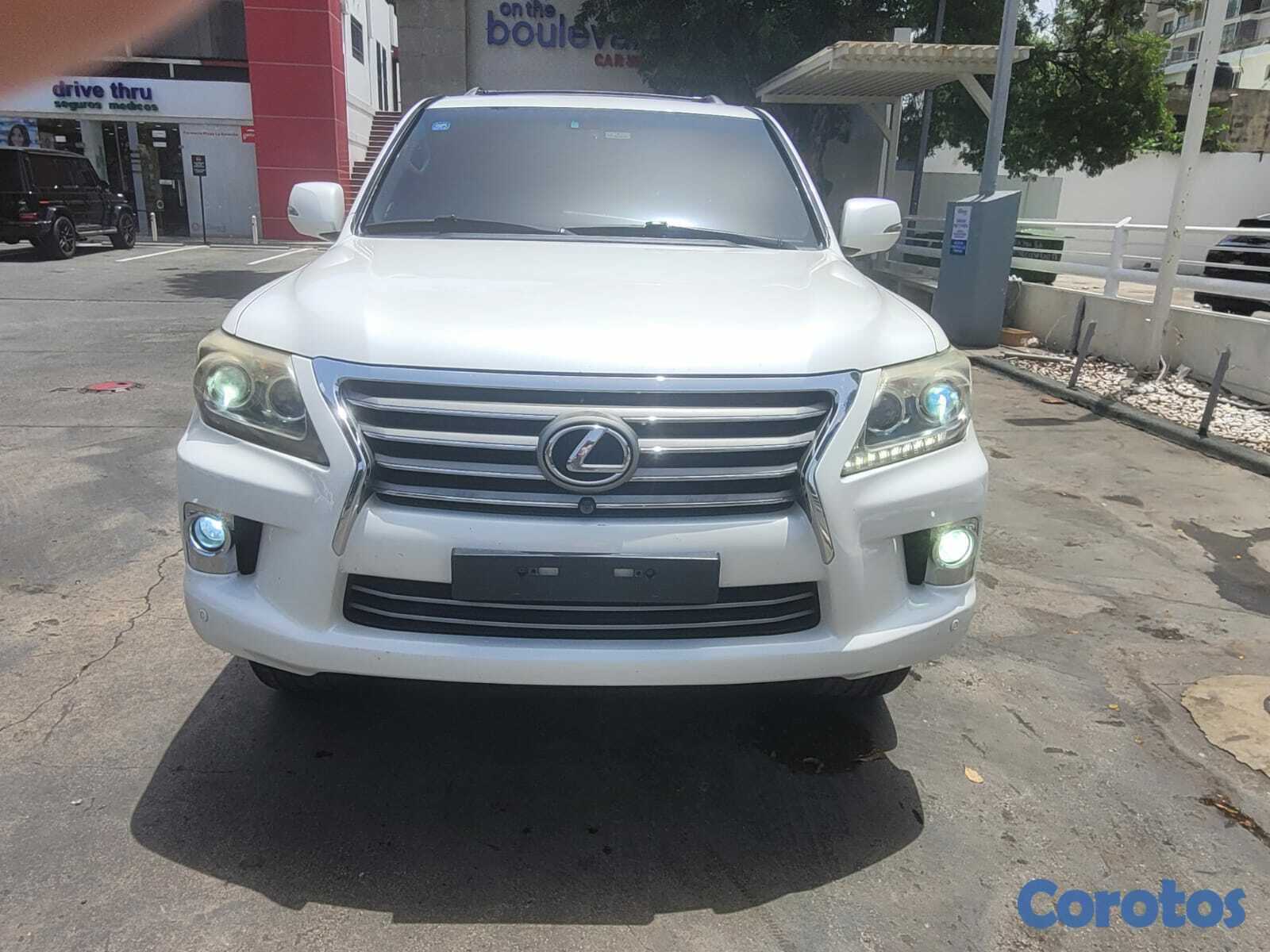 jeepetas y camionetas - LEXUS LX570 2014 BLANCA 9