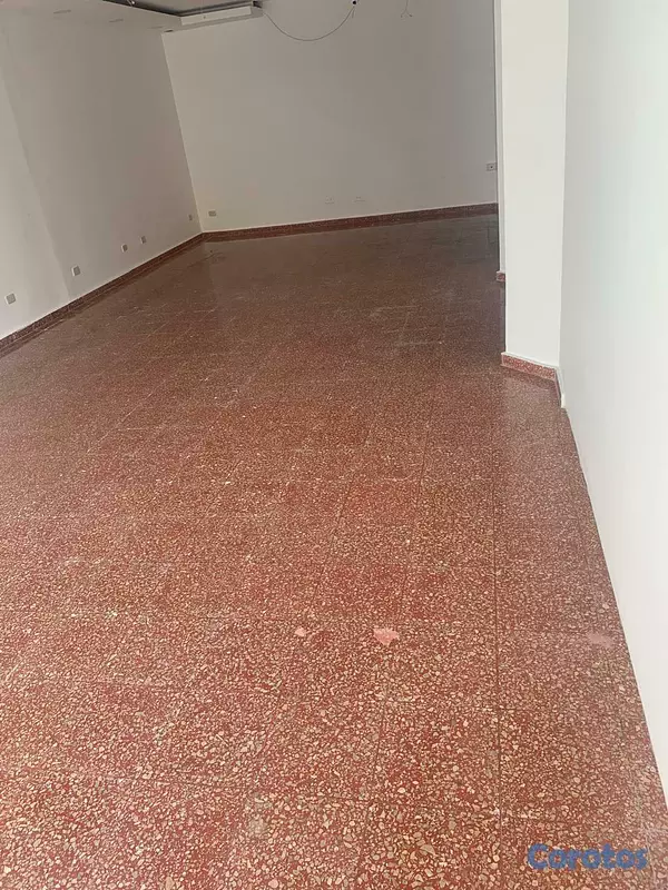 oficinas y locales comerciales - Alquiler Local Ubicado en la Rómulo Betancourt, Be 2