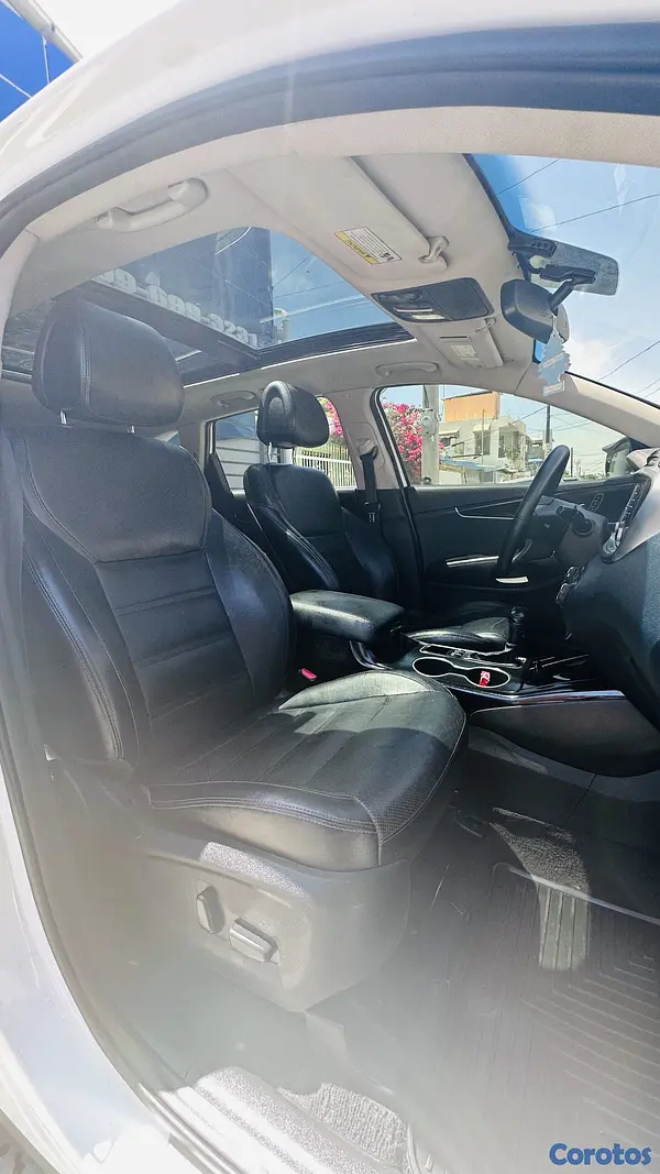 jeepetas y camionetas - Se vende Kia Sorento 2016 SX 5