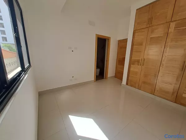 apartamentos - alquilo apartamento 2do piso con terraza en bella vista  10