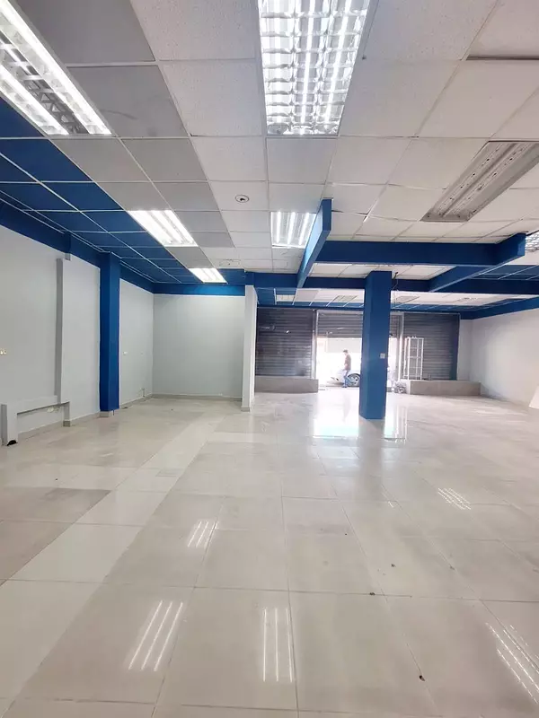 oficinas y locales comerciales - Alquiler local en primer nivel  7