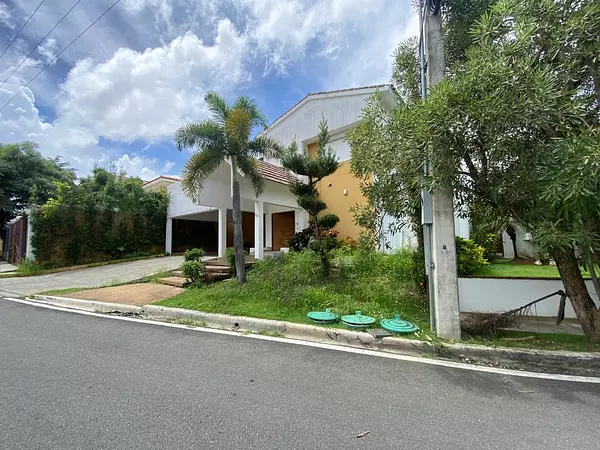 casas - Vendo casa de 2 niveles en Los Cerros de Arroyo Hondo 2