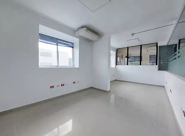 casas - Casa comercial en Gazcue  3