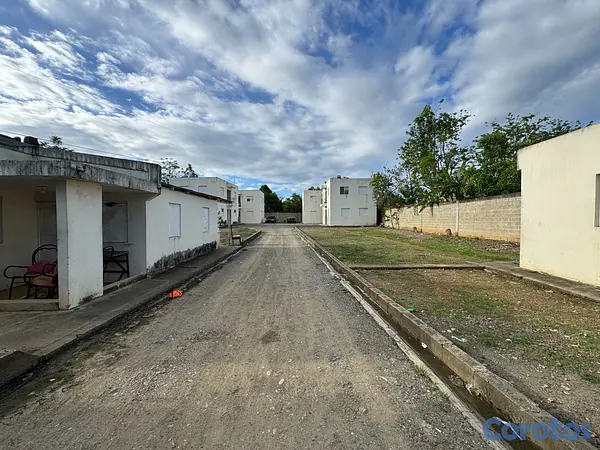 oficinas y locales comerciales - Se Venden 16 Apartaestudios y Locales Comerciales  3