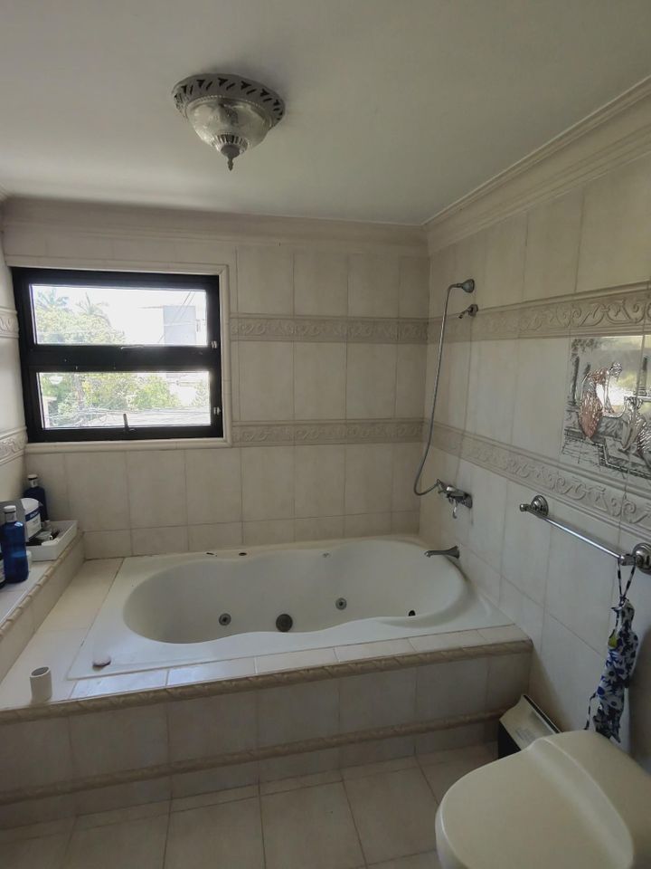 casas - Majestuosa casa en venta,viejo arroyo hondo  6