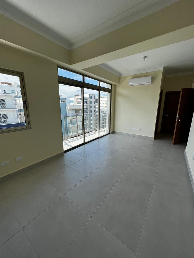 apartamentos - Apartamento con línea blanca en Naco  0