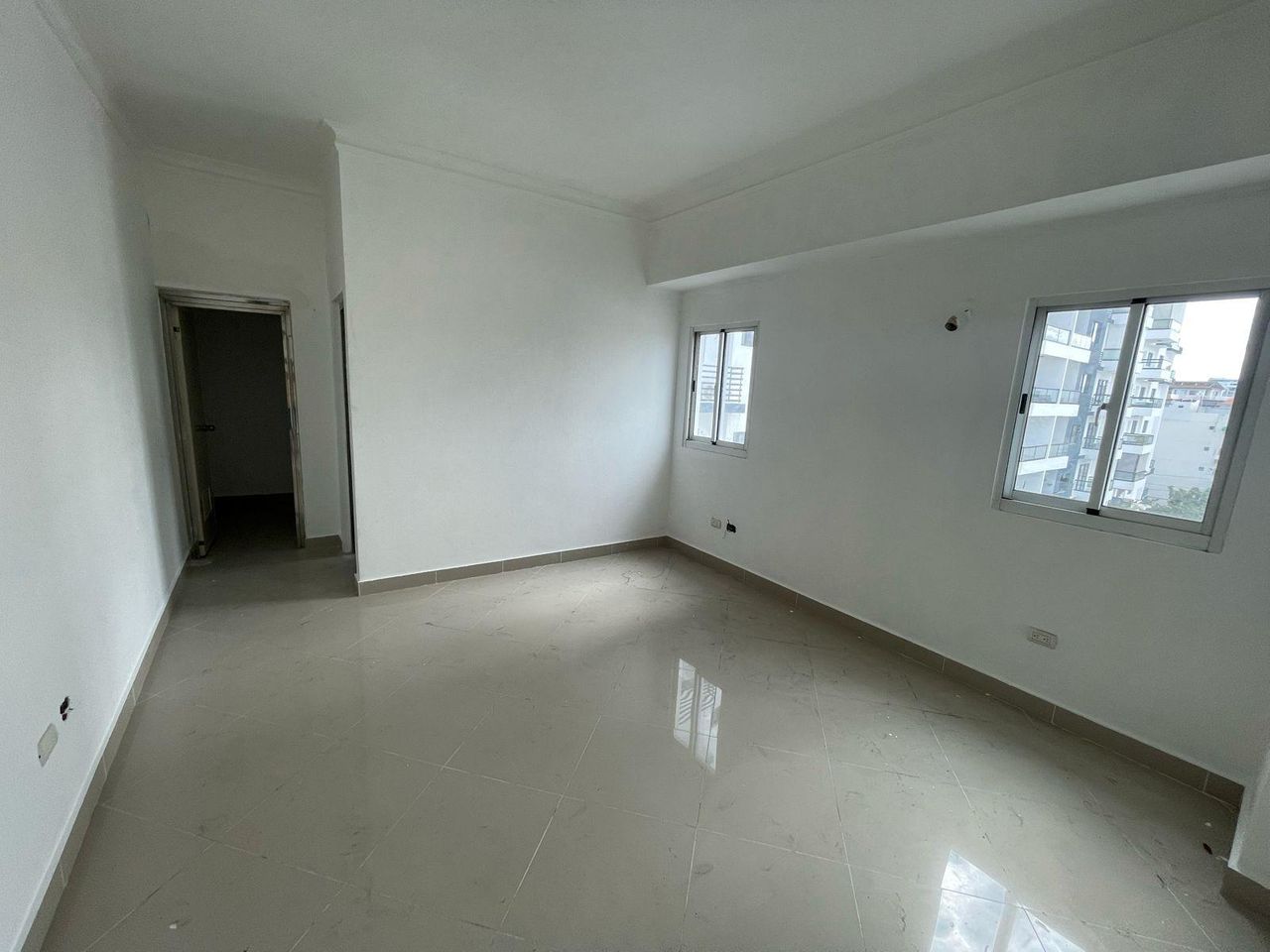 otros inmuebles - Se alquila edificio en Bella vista  1