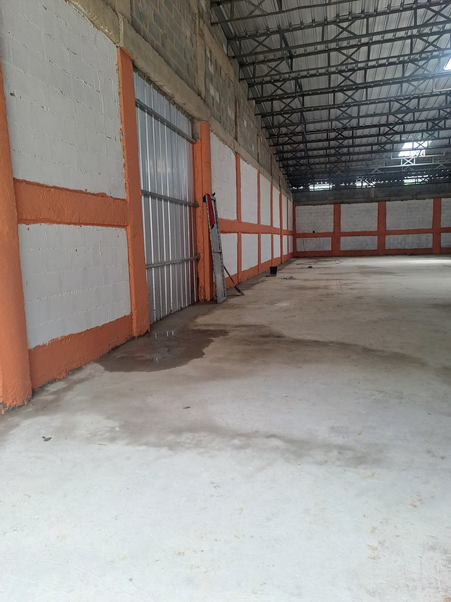 otros inmuebles - Alquilo nave 400 mts av monumental  2