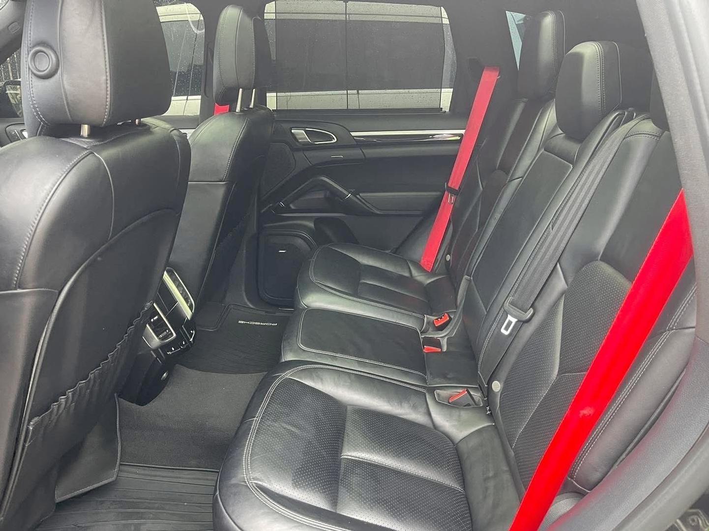 jeepetas y camionetas - PORSCHE CAYENNE S 2016 8