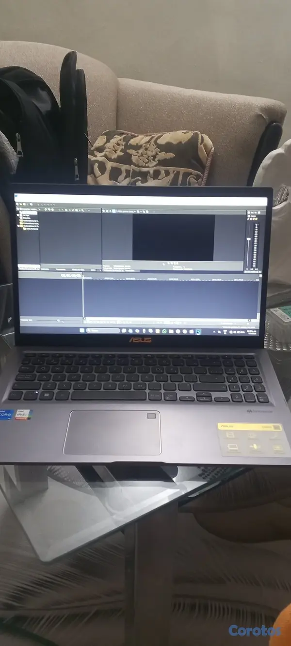 computadoras y laptops - Laptop VivoBook X515E Negociable 8