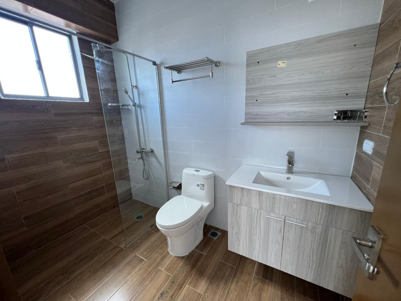 apartamentos - vendo apartamento Torre Paraíso 
Torre Moderna 
Airbnb friendly y peds friendly  4