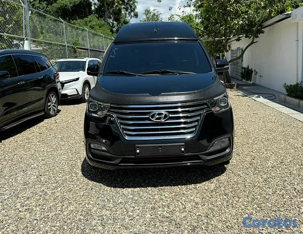 jeepetas y camionetas - hiunday starex 2019 8