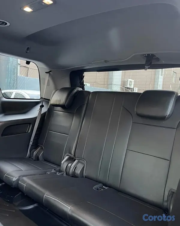 jeepetas y camionetas - CHEVROLET TAHOE 2018 6