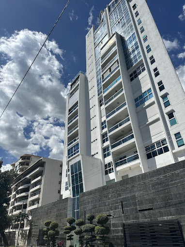 apartamentos - Apartamento en la Anacaona los Cacicazgos 8vo piso 2