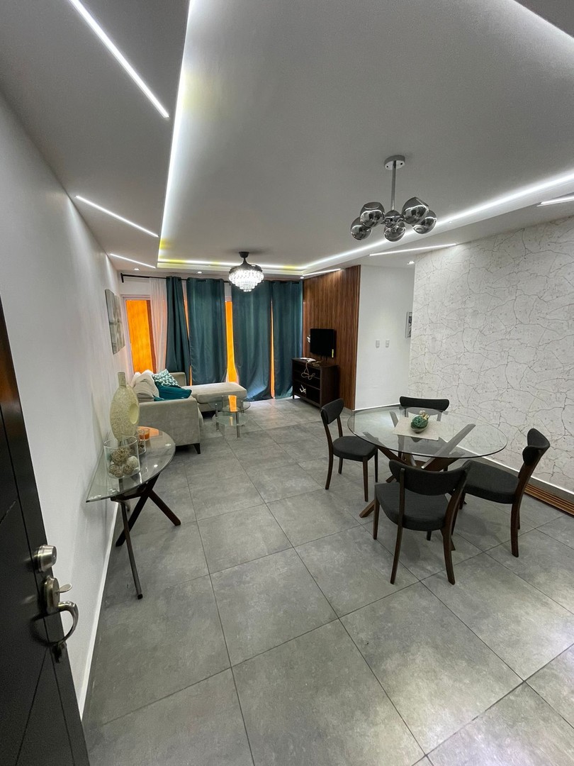 apartamentos - RENTO APARTAMENTO BIEN AMUEBLADO CON BALCON SIN INTERMEDIARIOS 2