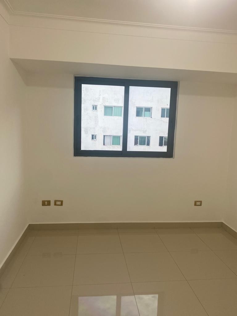 apartamentos - Se vende apartamento en Naco 7