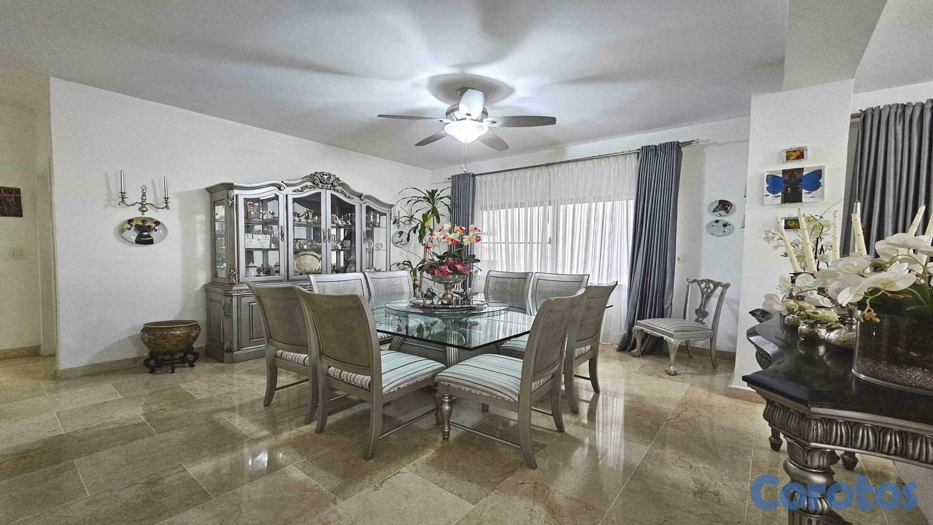 apartamentos - Apartamento en Venta en Piantini 4