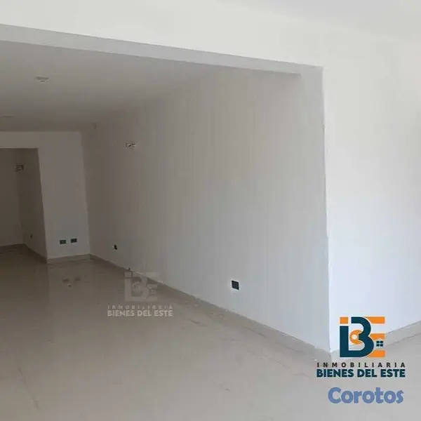 oficinas y locales comerciales - Se Renta Local Comercial en Barrio México, proximo 7