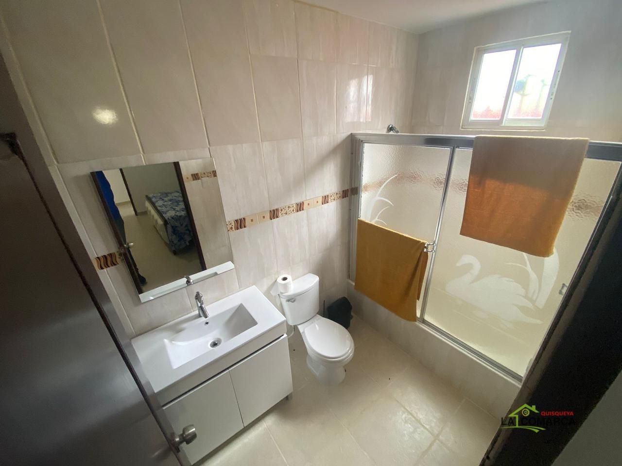 casas - Casa de 4 habitaciones en venta, Santiago  4