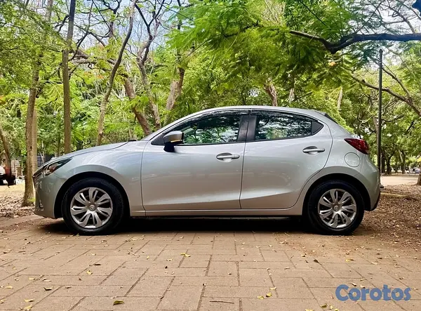 carros - ramgautoimport Mazda Demio SkyActive año 2020 10