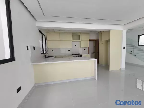 casas - venta de espectacular casa con piscina en la autopista de san isidro  15