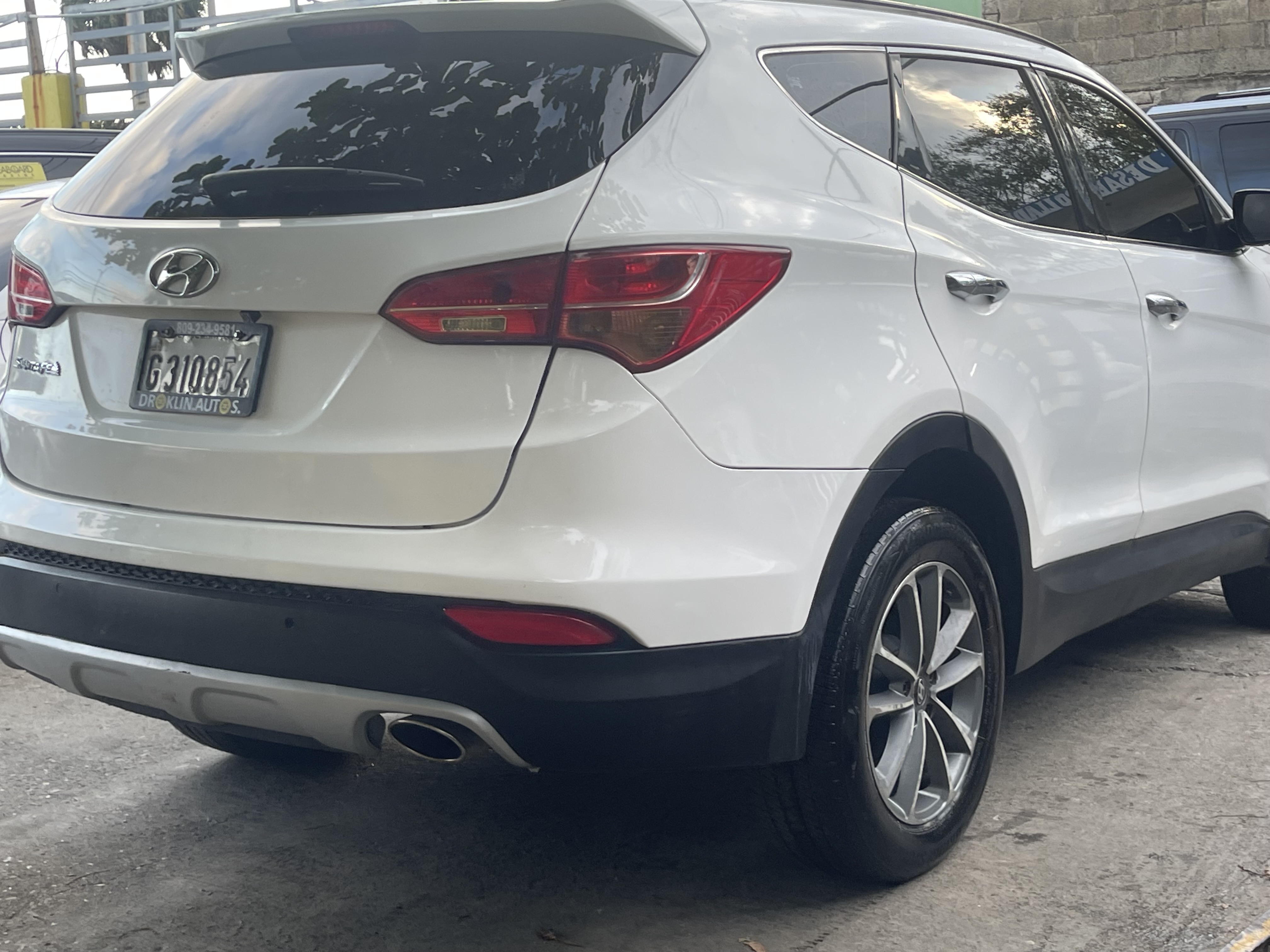 jeepetas y camionetas - Hyundai Santa Fe 2014motor doch 3 filas  3