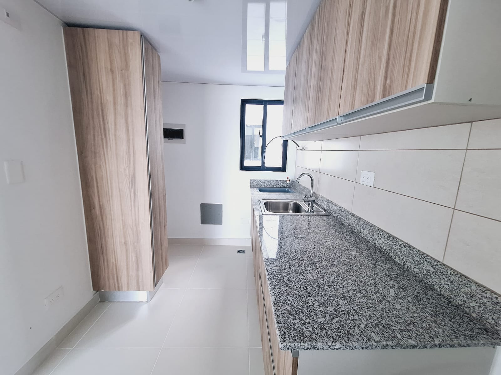 apartamentos - Renta de Nuevo Apartamento en Epic Punta Cana 4