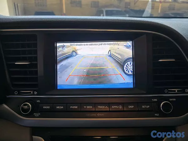 carros - hiunday elantra sle 2018 7