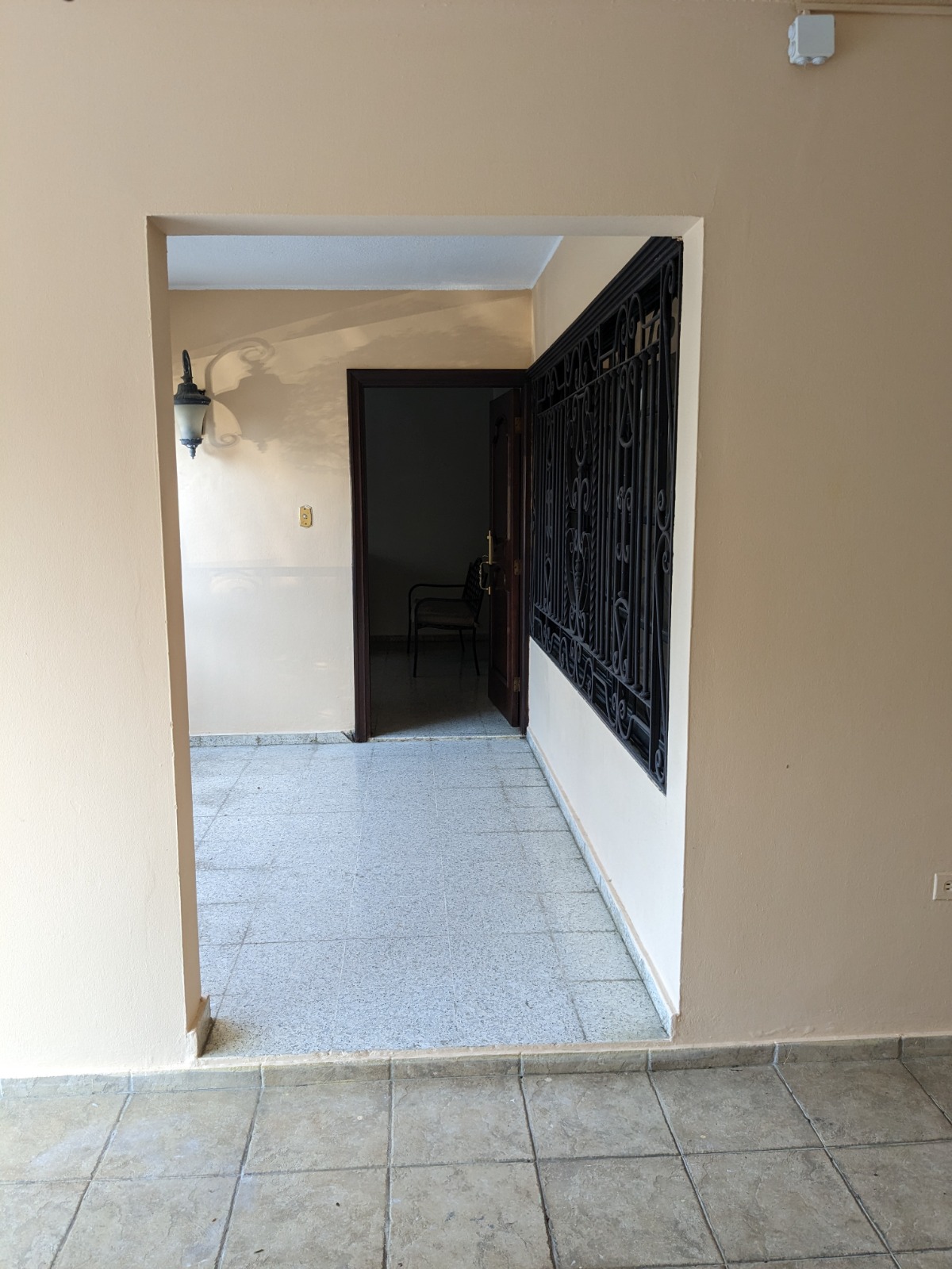 apartamentos - Rento Casa en el millon  2