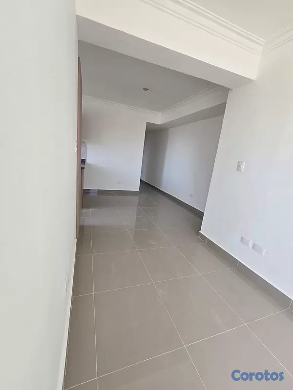 apartamentos - vendo nuevo independencia piso 4 tres habitaciones dos baños dos parqueos balcón 4
