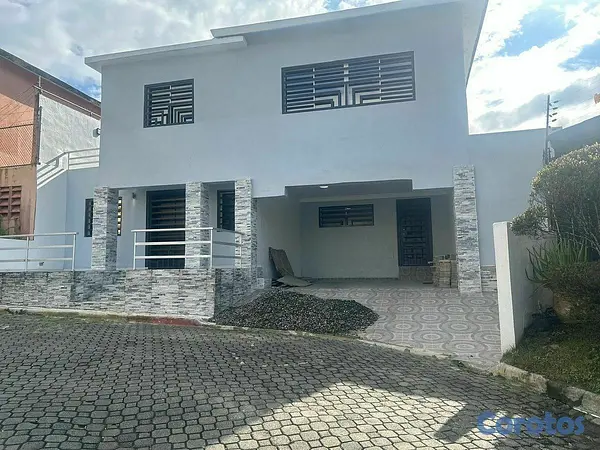 casas - Casa remodelada en Arroyo Manzano 2