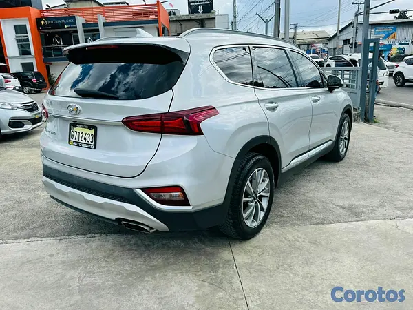 jeepetas y camionetas - Hyundai Santa Fe SEL 2020
 3