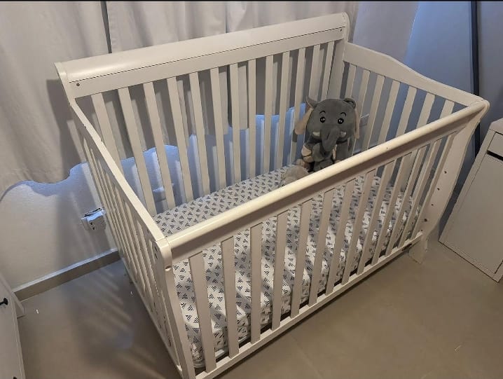 muebles y colchones - Cuna con colchón oportunidad  1
