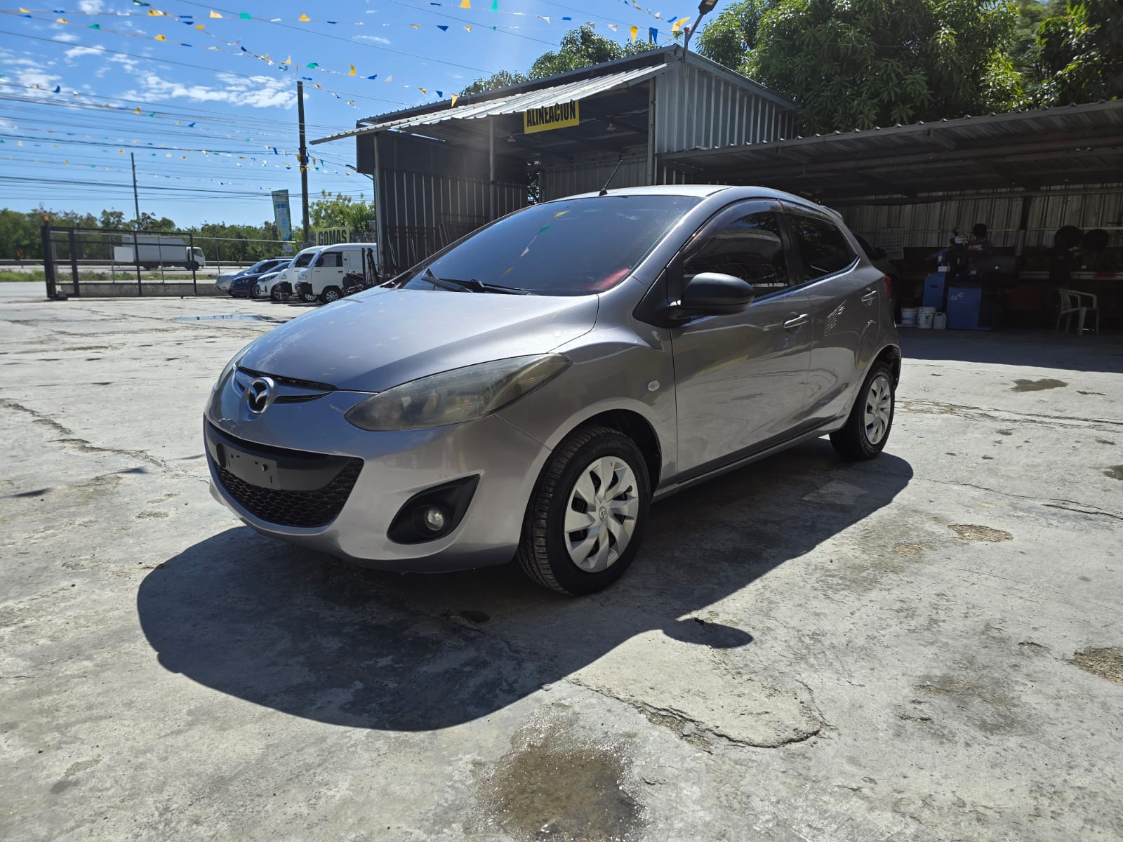 carros - mazda Demio 2014 0