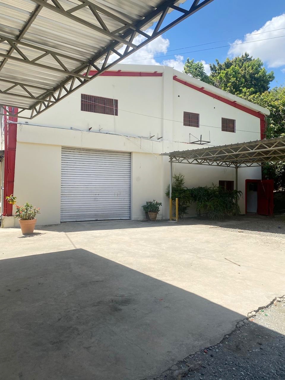 oficinas y locales comerciales - Alquiler nave céntrica en los Rios 7