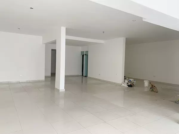oficinas y locales comerciales - Local primer nivel Bella vista 2