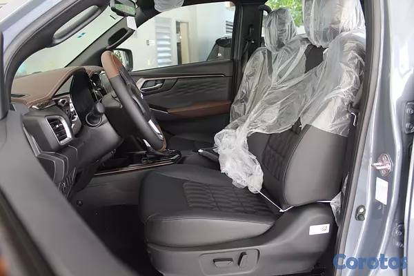 jeepetas y camionetas - Isuzu DMAX 2026 5