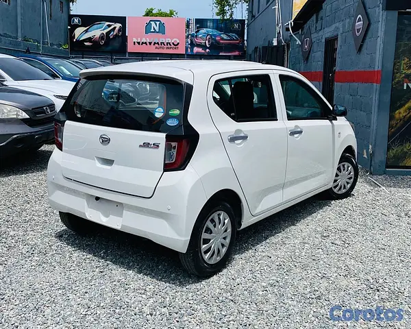 carros - Daihatsu Mira 2019 13