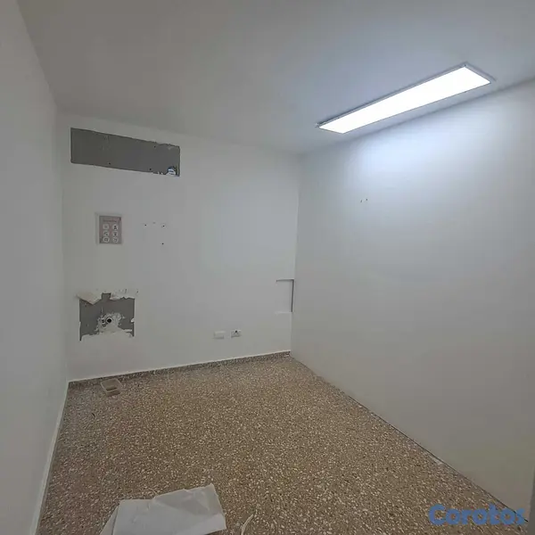 oficinas y locales comerciales - Local para negocio u oficinas en Gazcue 4