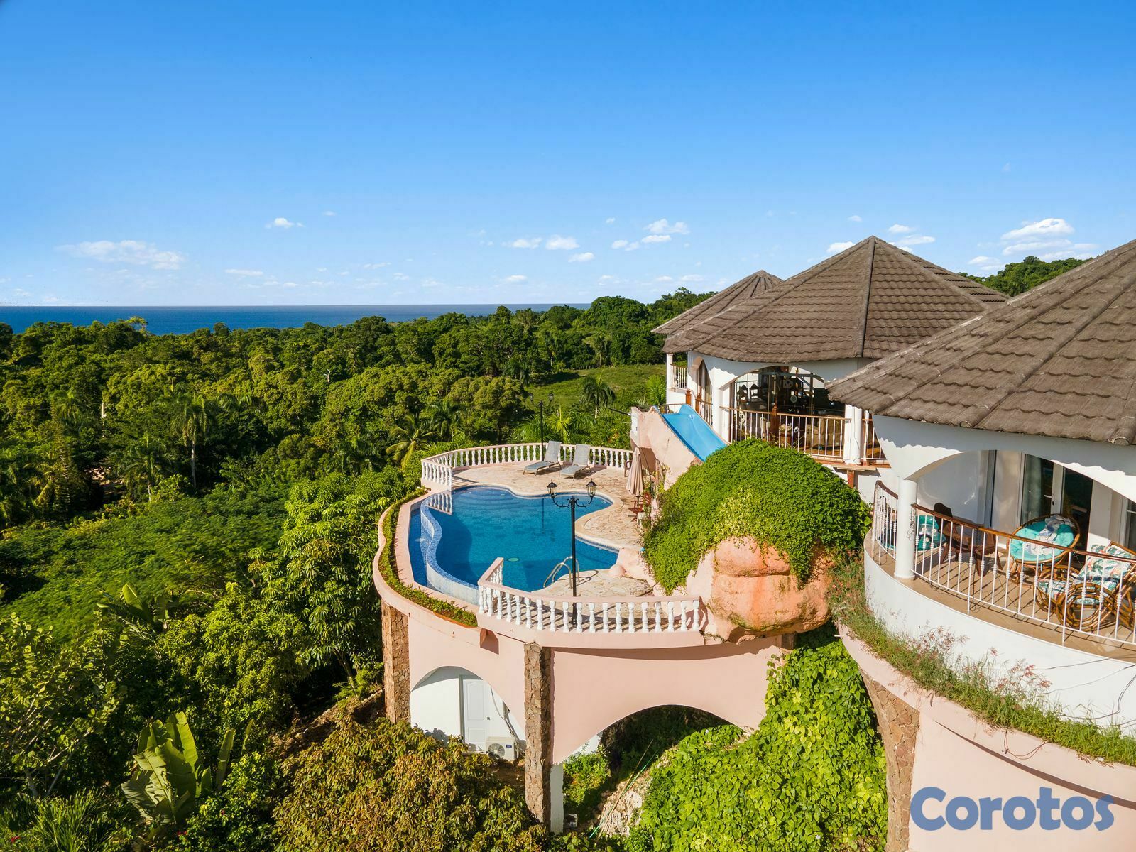 casas vacacionales y villas - IMPONENTE VILLA 3 NIVELES EN  RIO SAN JUAN, CON VISTA AL MAR, 5 HABS 1