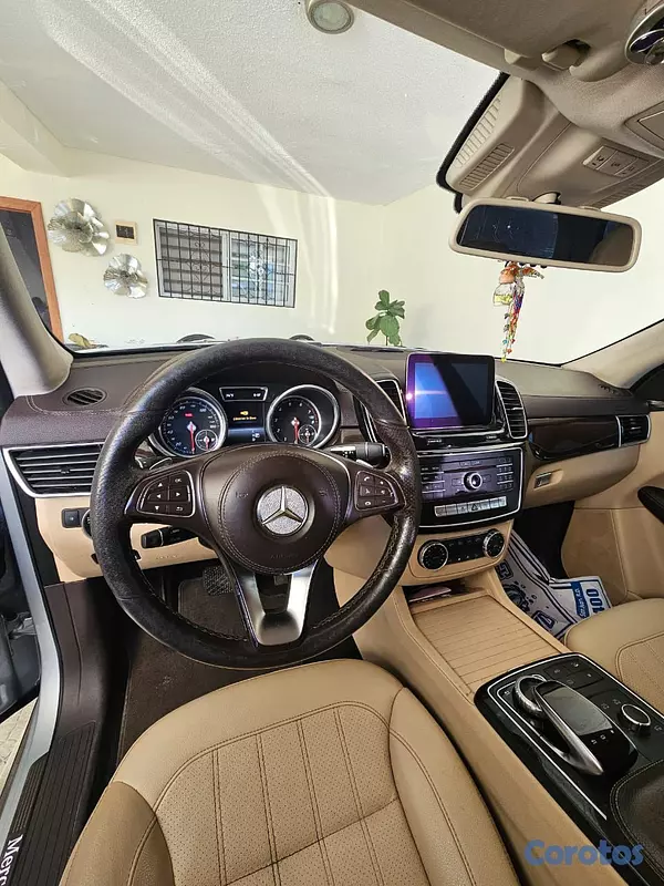 jeepetas y camionetas - Mercedez benz GLS 450  4 Matic 3