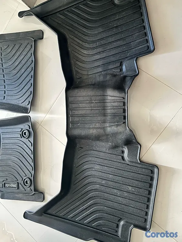 accesorios para vehiculos - alfombras tipo bandeja para Hilux 3