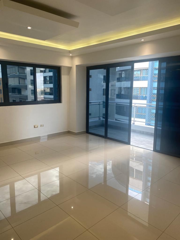 apartamentos - Se vende apartamento en Naco 5